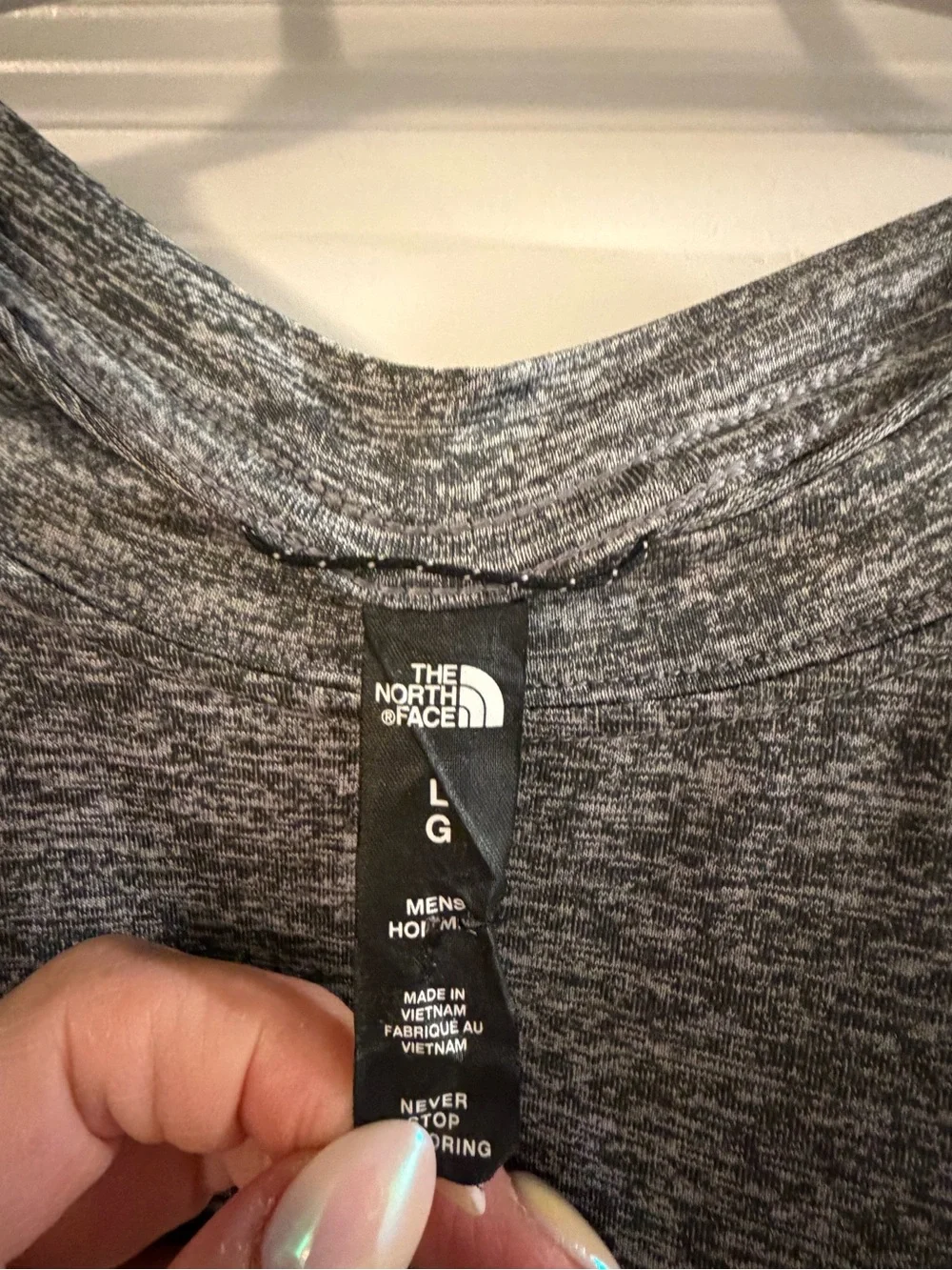 Men’s gray The North Face long sleeve shirt size M. EUC